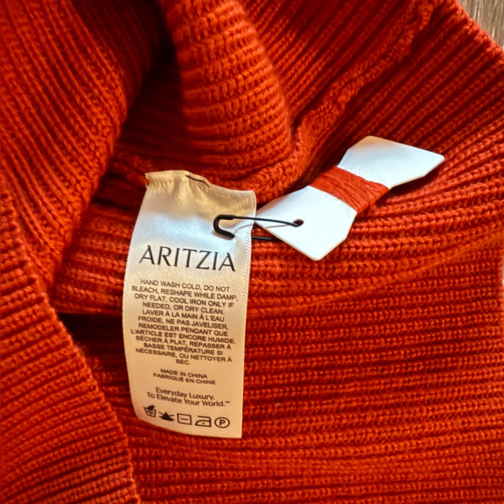 NWT Aritzia Maclean Merino Wool Dress Oversized Turtleneck Sweater sz Small Red - Picture 9 of 9